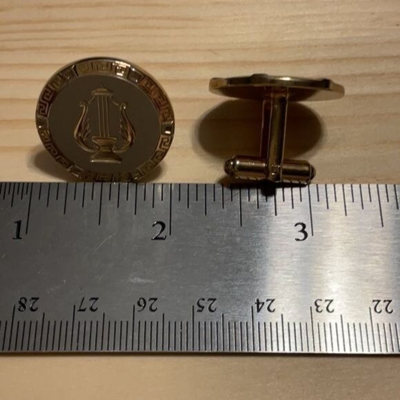 Gold Round Cufflinks With Lyre Engraving - Picture 3 of 3